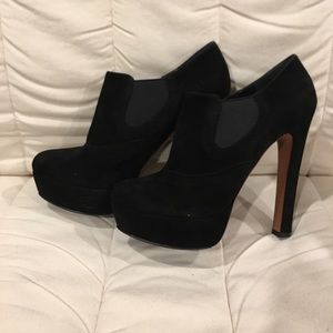 SOLD - Alaia black suede boots